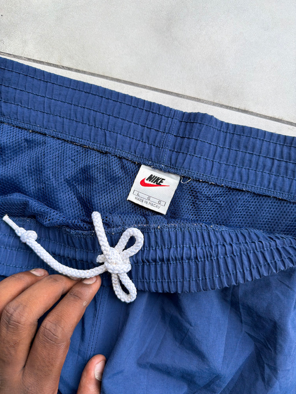NIKE VTG 90’s NYLON SNAP BUTTON TRACK PANT- 36