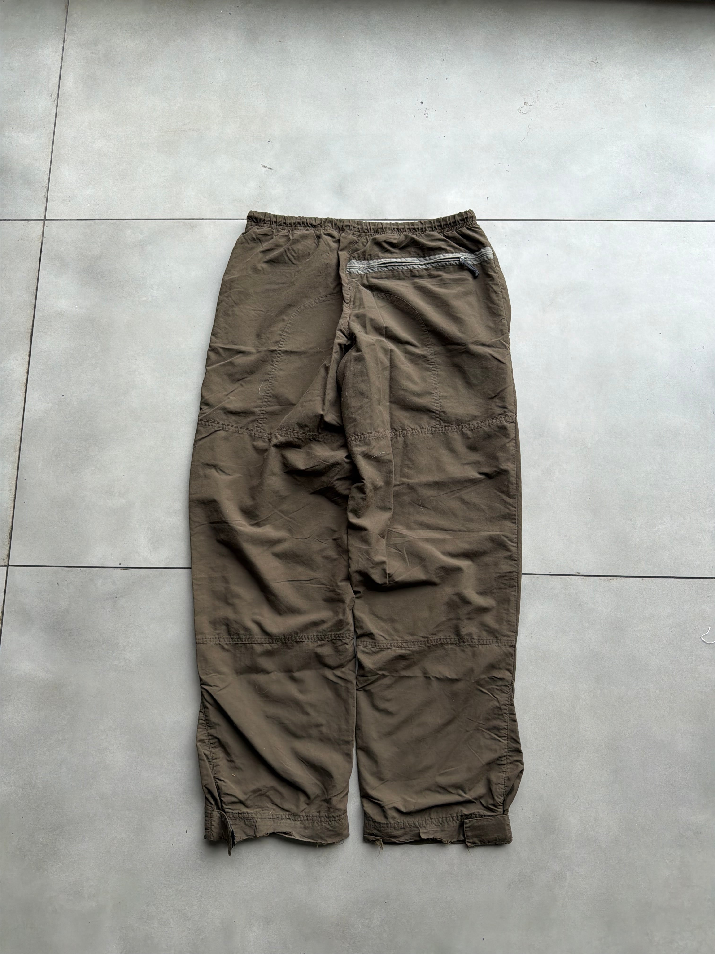 NIKE NYLON VTG PARACHUTE TRACK PANT- 32