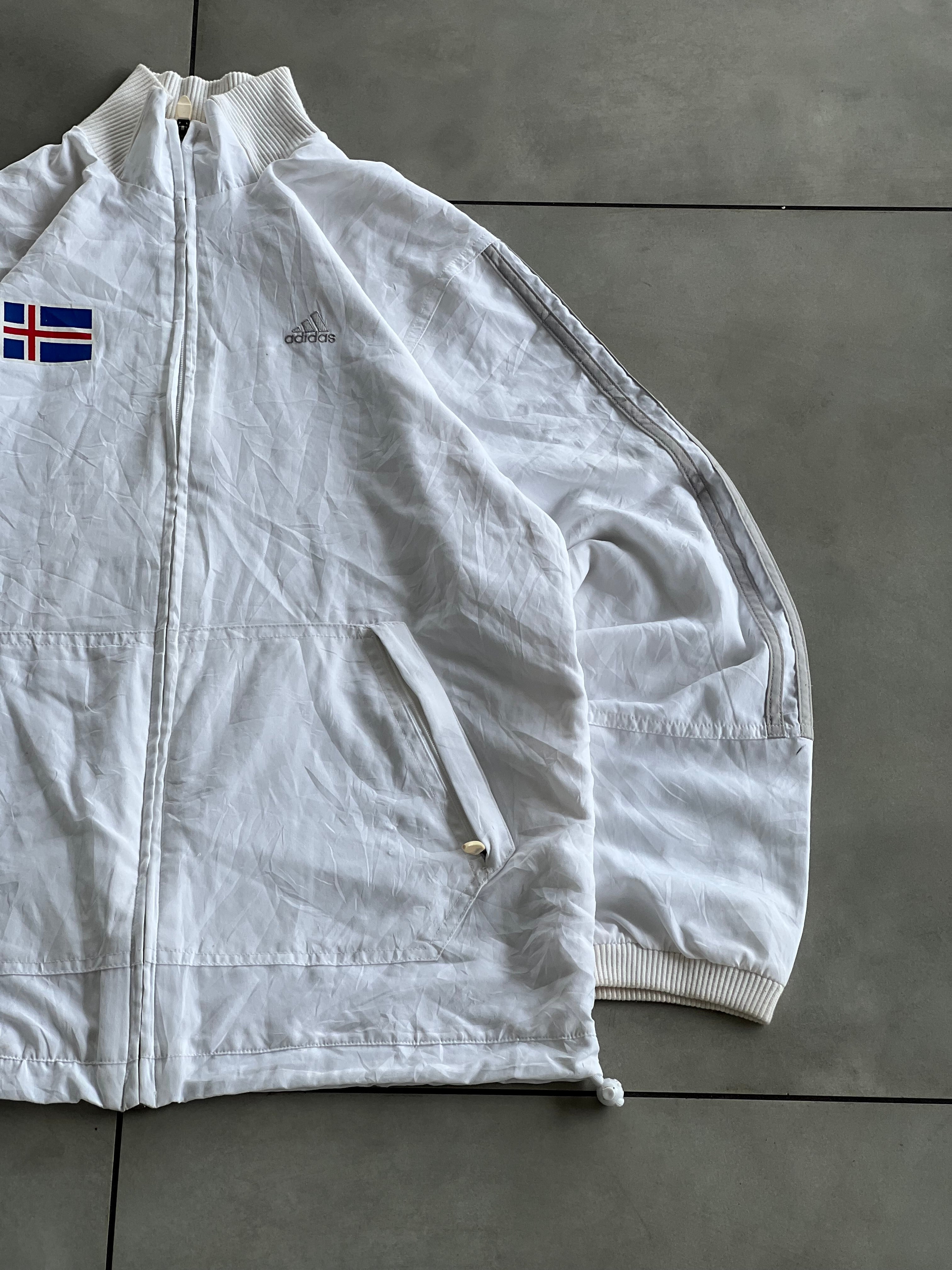 ICELAND FOOTBALL JACKET- L