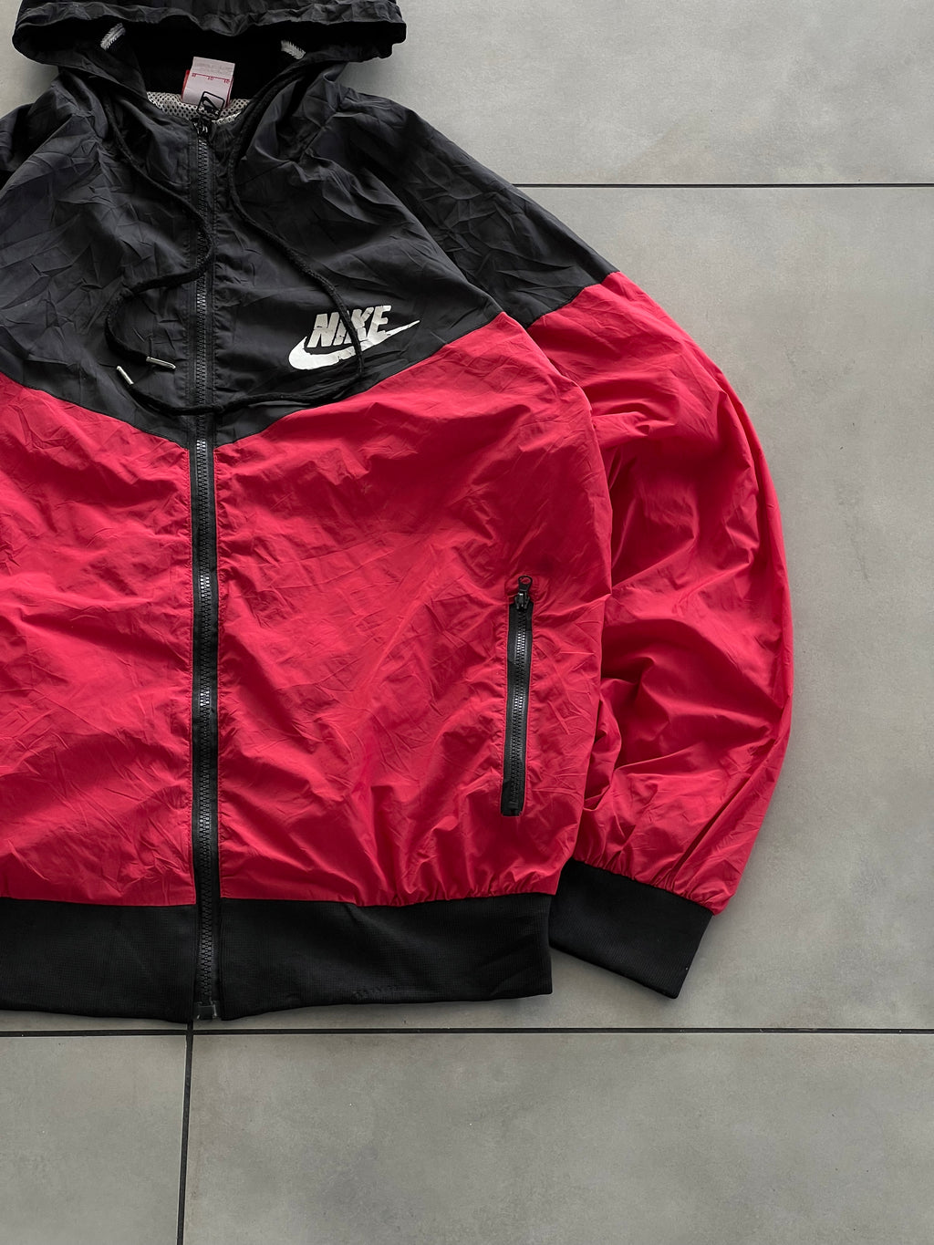 NIKE HOODIE VINTAGE JACKET- M