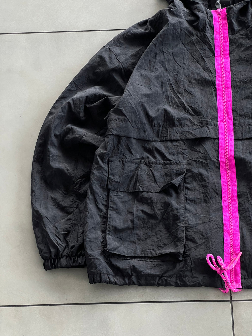 NIKE 90’s BOXY VINTAGE HOODIE JACKET- L